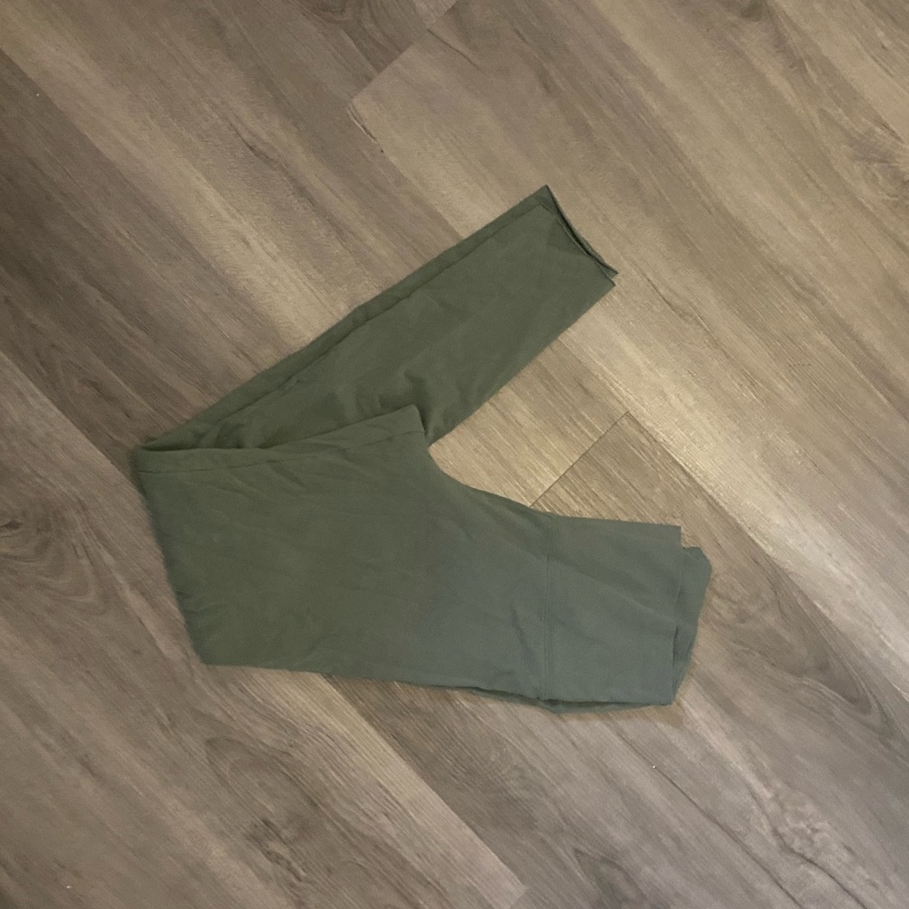 Aritzia tna legging